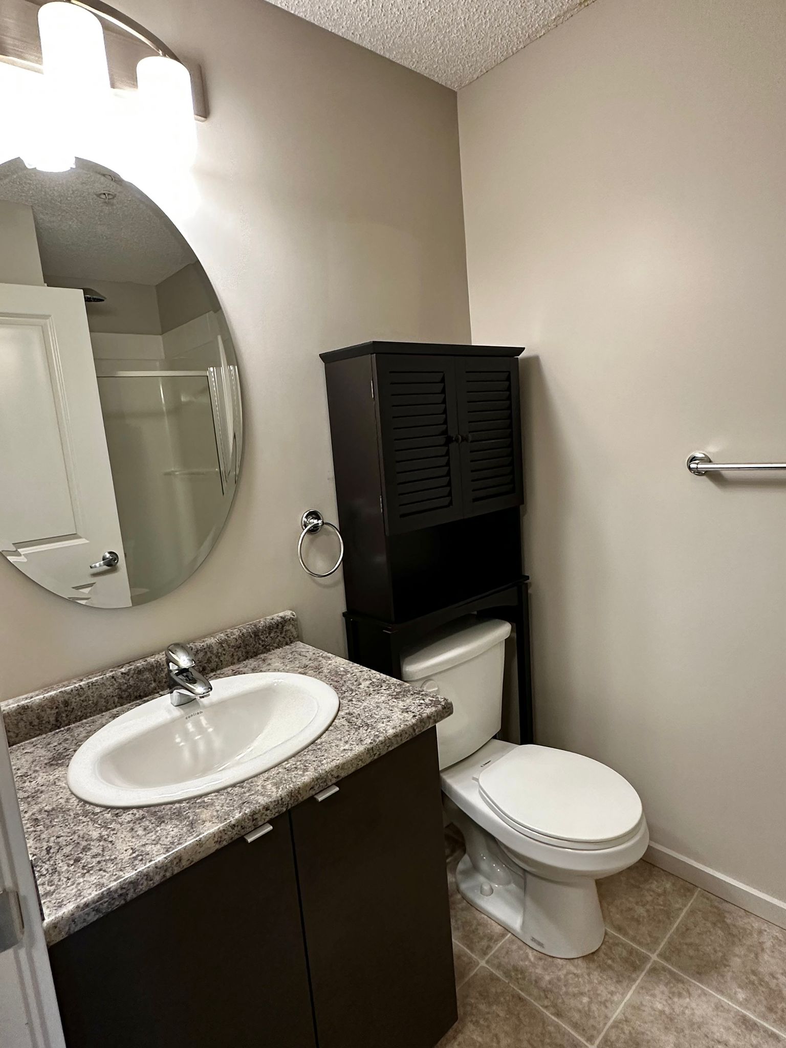 Finished door frames and trim enamel Picky Edmonton