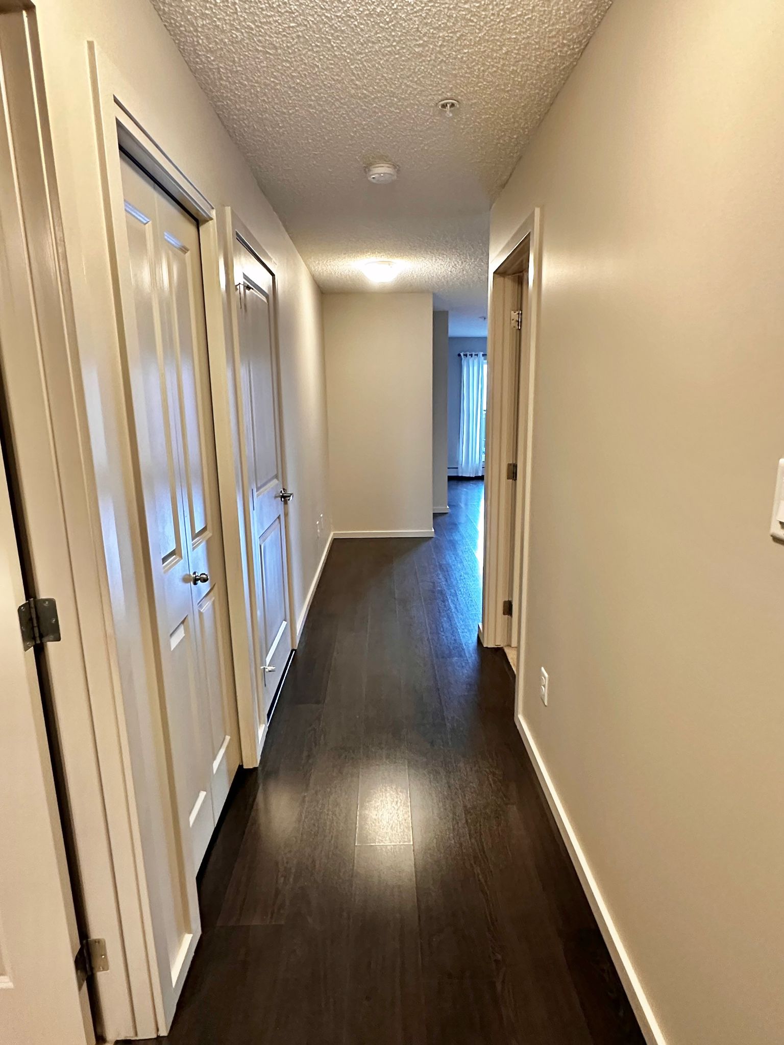 Cabinet refinishing Edmonton sprayed kitchen cabinetry